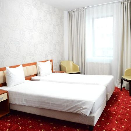 Kosher Hotel Lev Or Bucharest Luaran gambar
