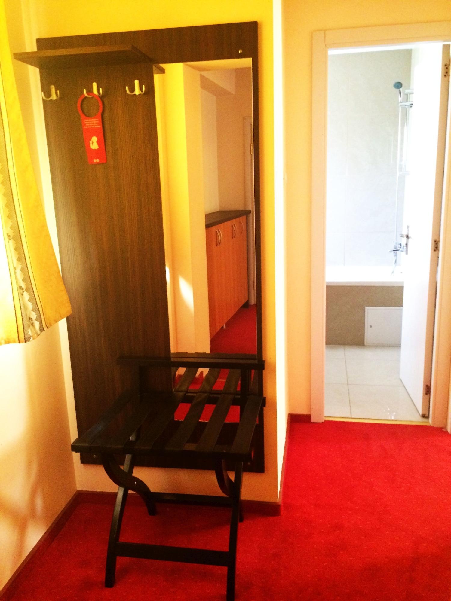 Kosher Hotel Lev Or Bucharest Luaran gambar