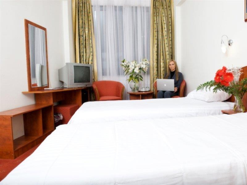 Kosher Hotel Lev Or Bucharest Luaran gambar