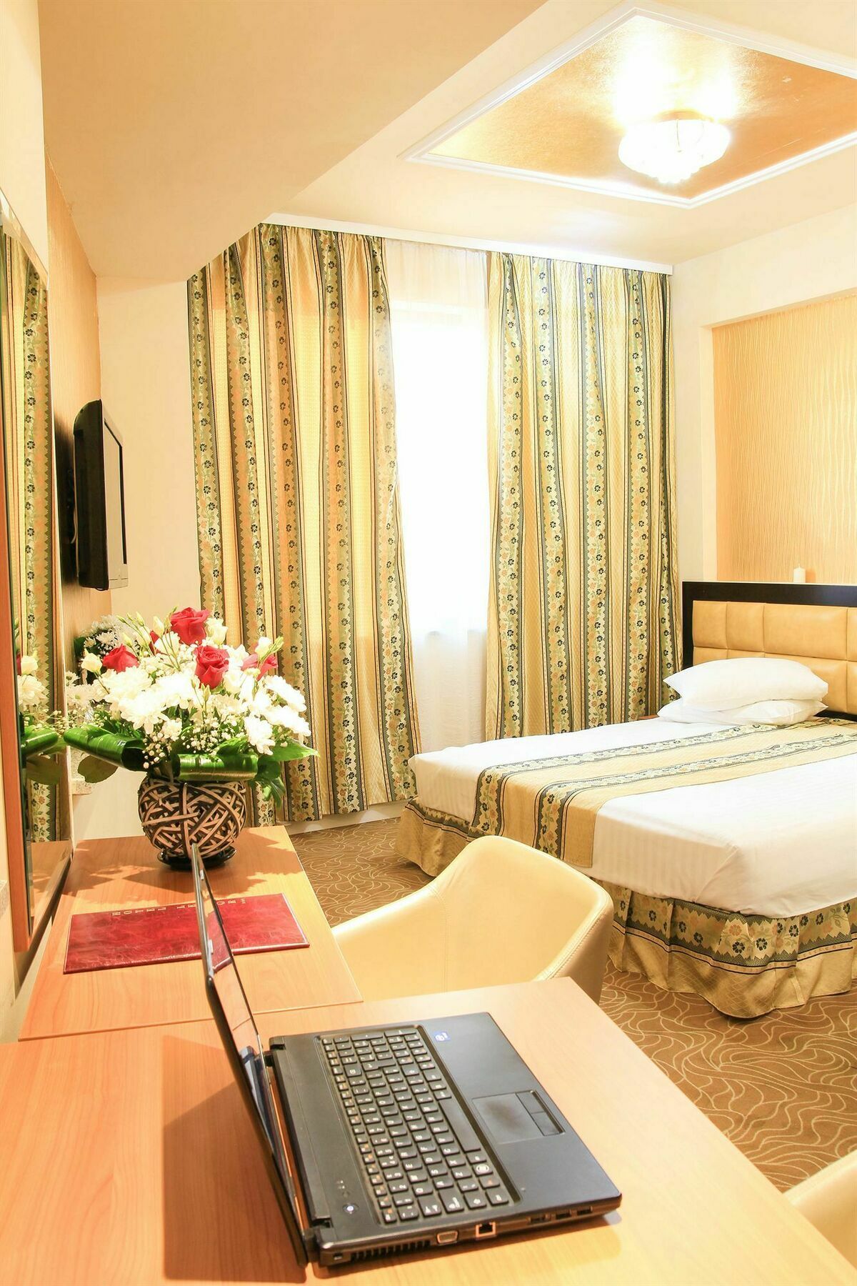 Kosher Hotel Lev Or Bucharest Luaran gambar