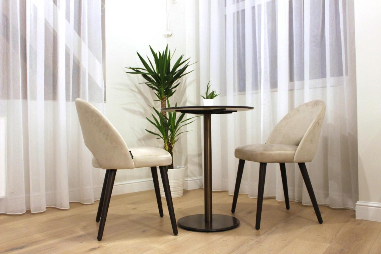 Kosher Hotel Lev Or Bucharest Luaran gambar