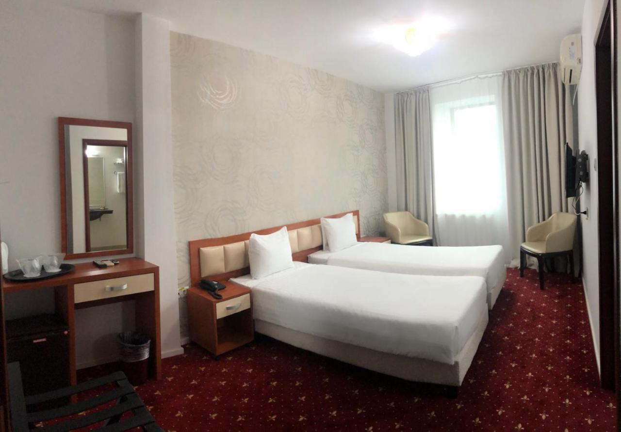 Kosher Hotel Lev Or Bucharest Luaran gambar